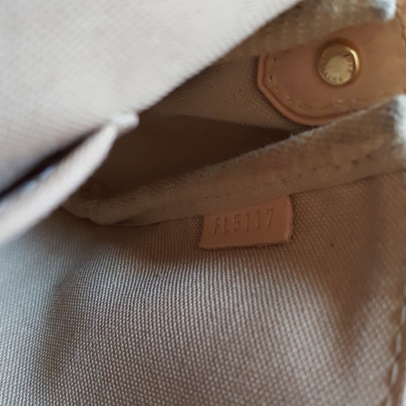 Sold locally. - Picture 4 of 8